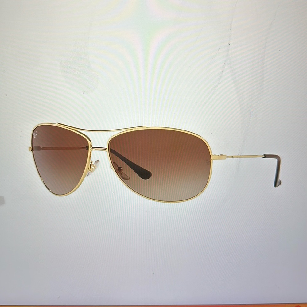 Brand new never worn ray bans